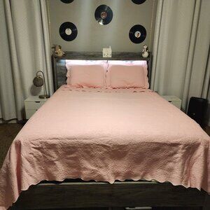 Lilly Pulitzer Pink Quilted Comforter Set King Size 100% Cotton Used Conditions